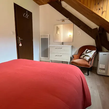 4 Chambres, Séjour, Cuisine Appartement